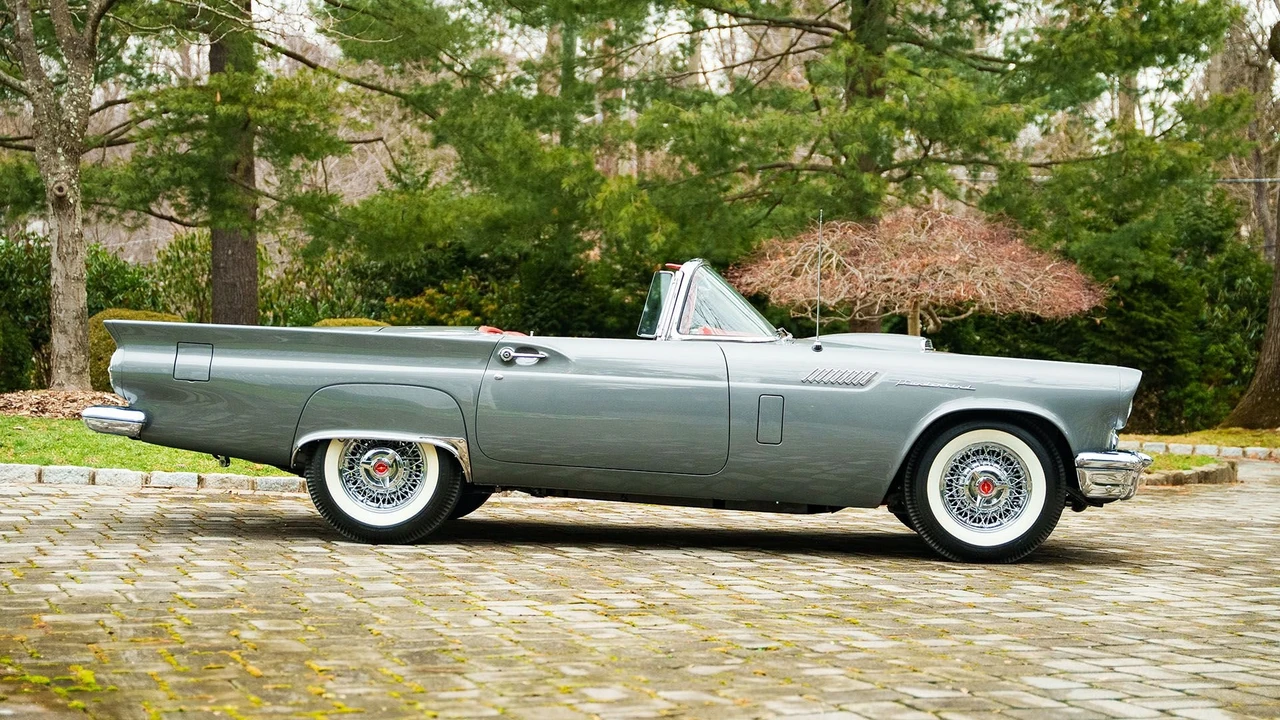 1957 Ford Thunderbird 1st Gen - Image 3 of 31