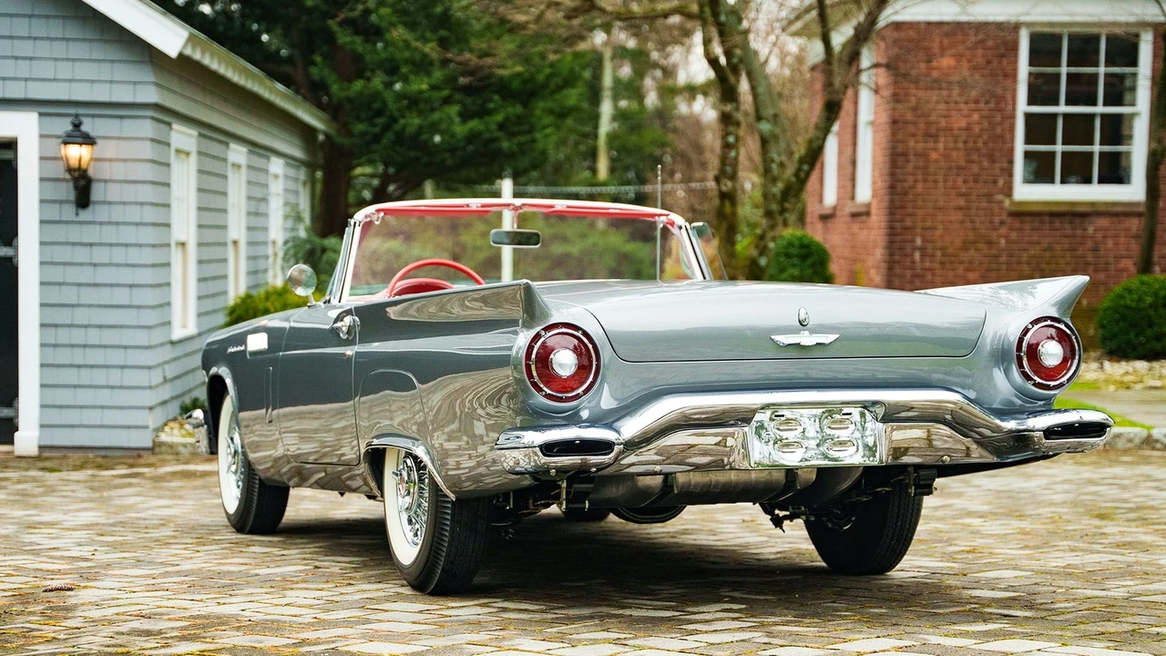 1957 Ford Thunderbird 1st Gen - Image 17 of 31