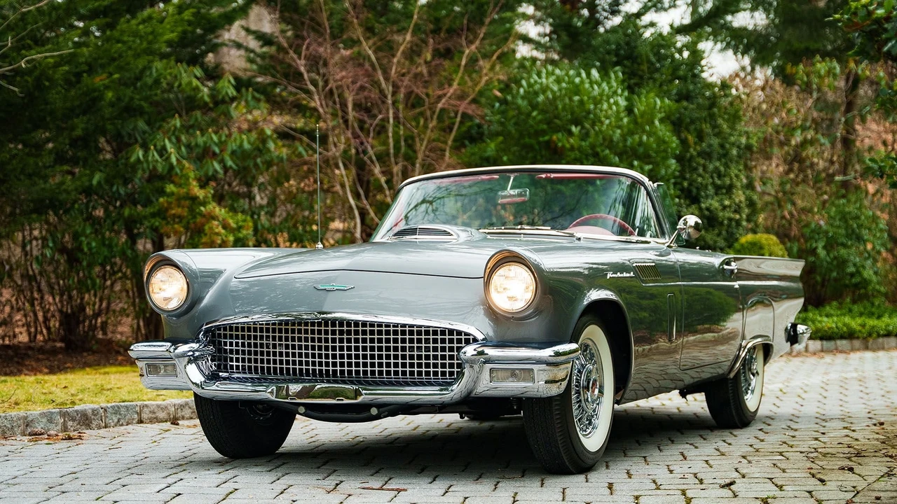 1957 Ford Thunderbird 1st Gen - Image 12 of 31