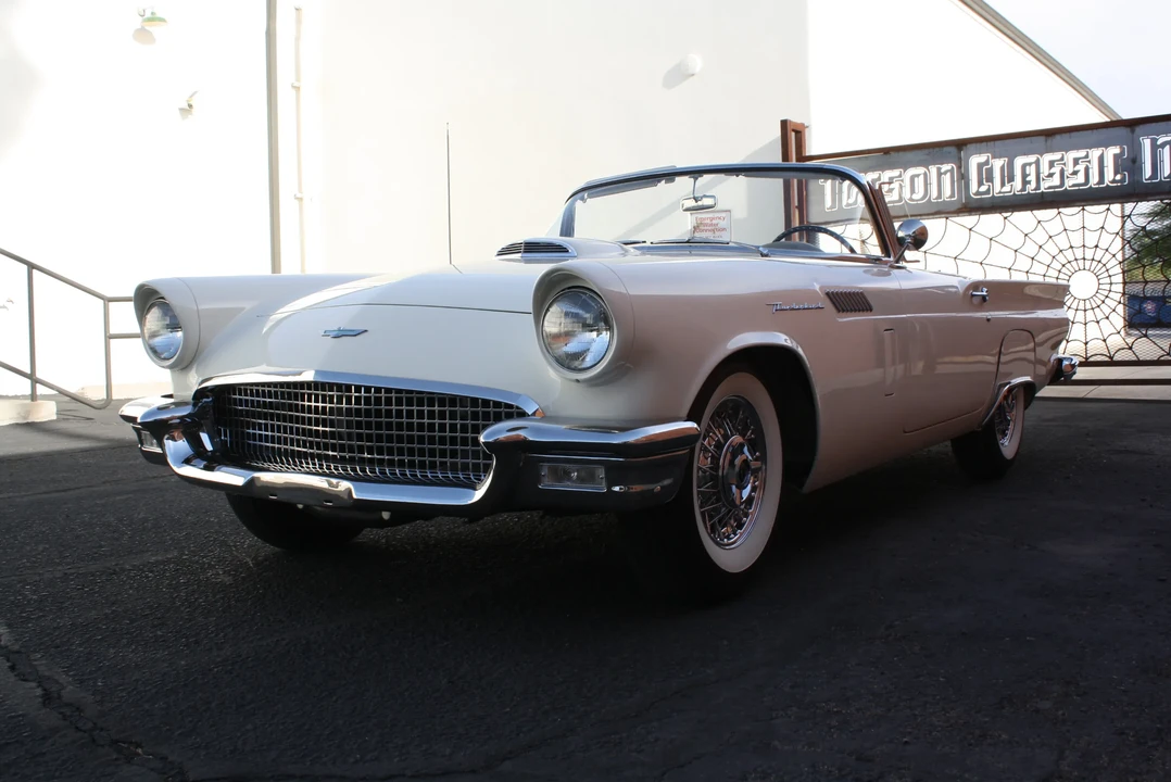 1957 Ford Thunderbird 1st Gen - Image 9 of 31