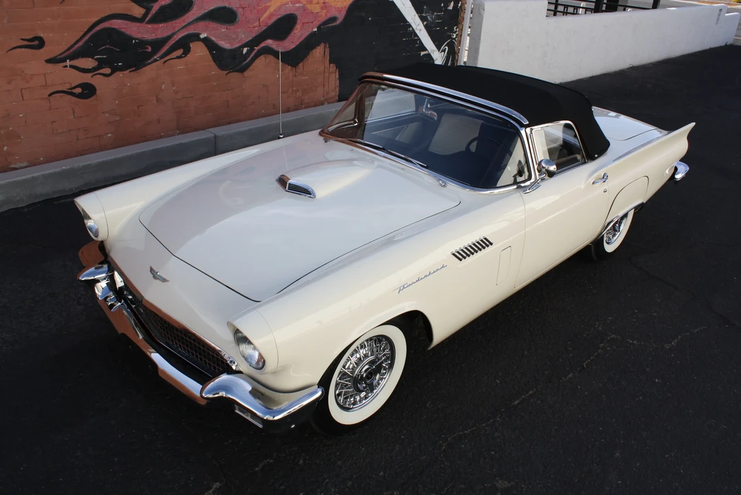1957 Ford Thunderbird 1st Gen - Image 30 of 31