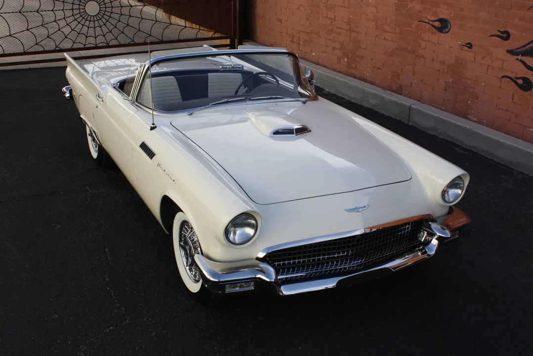 1957 Ford Thunderbird 1st Gen - Image 5 of 31
