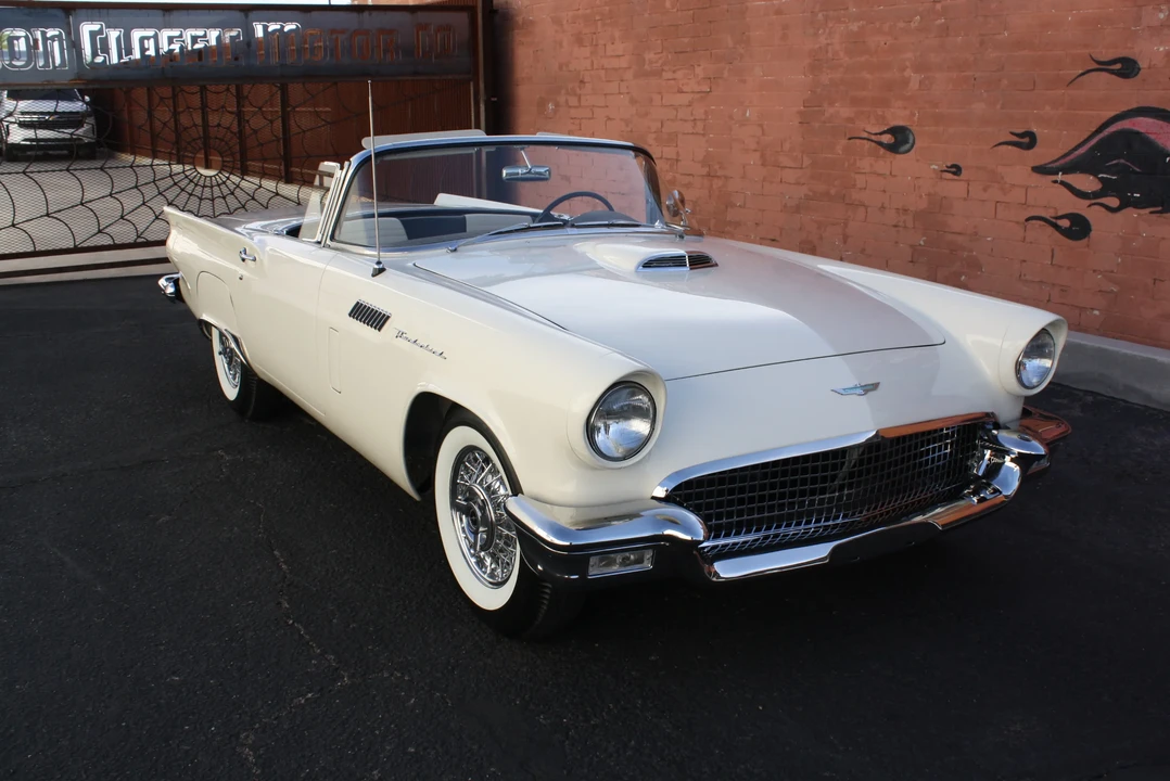 1957 Ford Thunderbird 1st Gen - Image 11 of 31