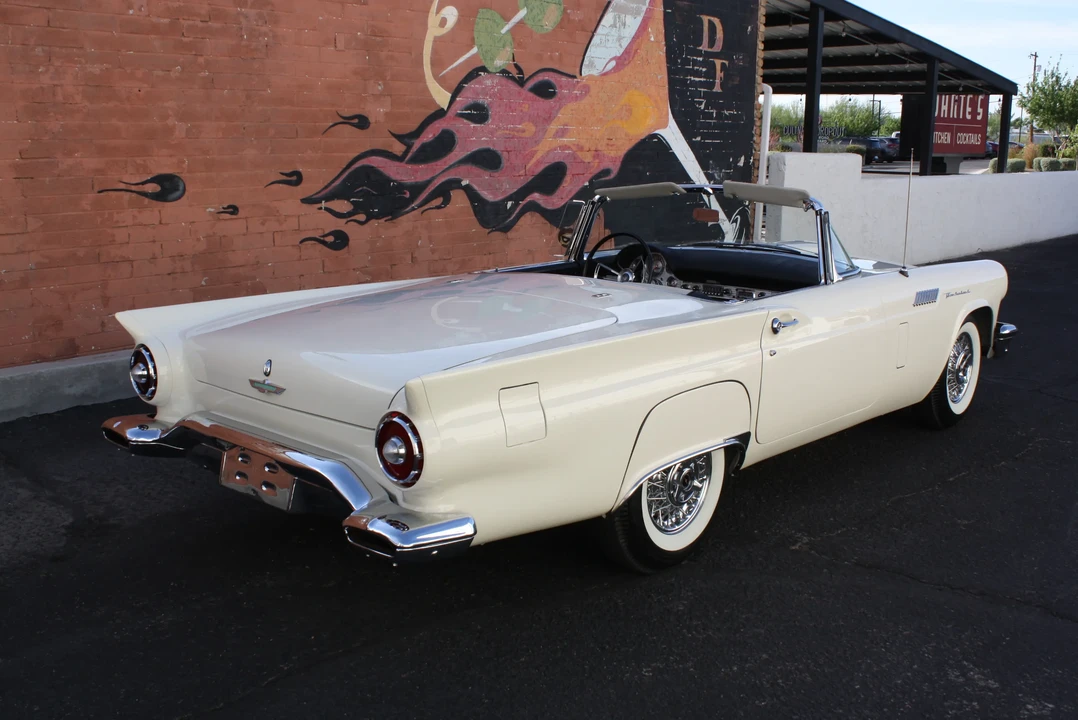 1957 Ford Thunderbird 1st Gen - Image 16 of 31