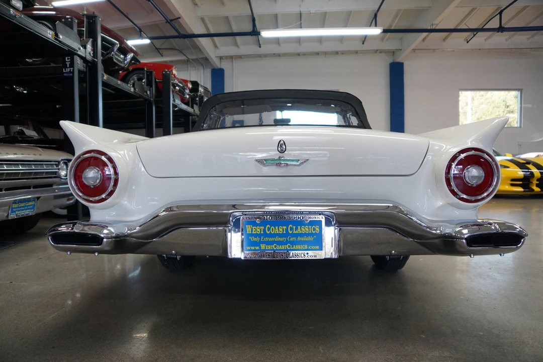 1957 Ford Thunderbird 1st Gen - Image 11 of 21