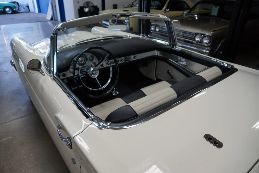 1957 Ford Thunderbird 1st Gen - Image 16 of 21