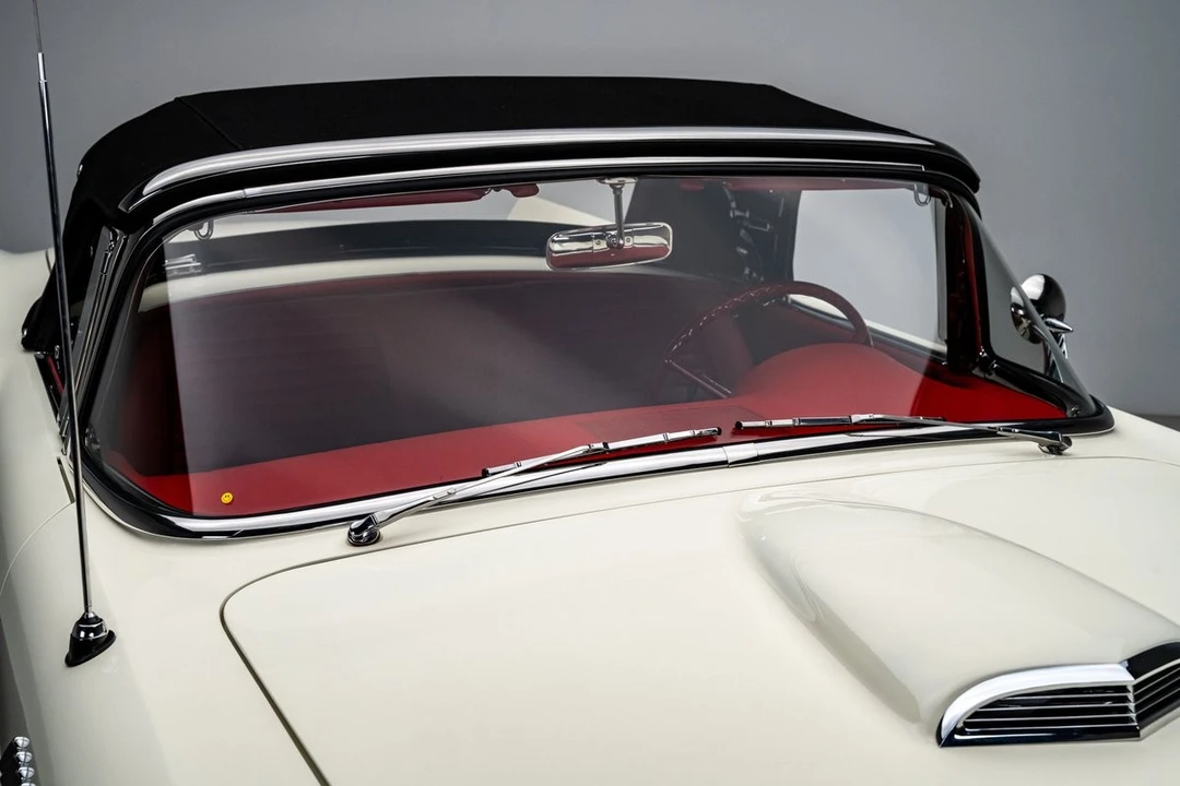 1957 Ford Thunderbird 1st Gen - Image 16 of 31
