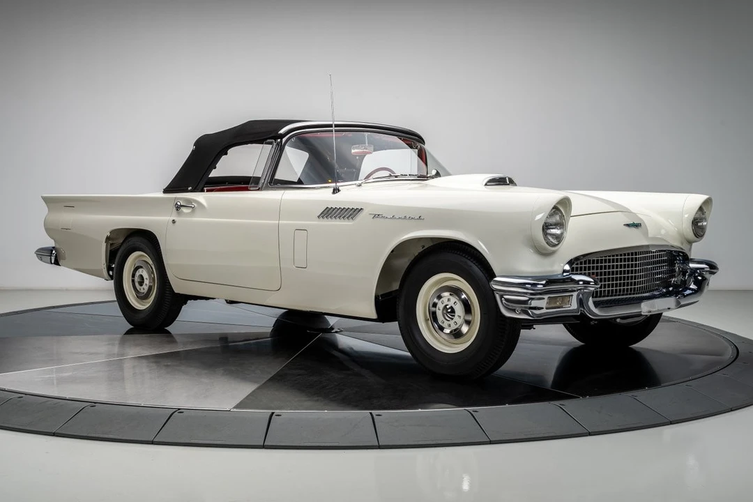 1957 Ford Thunderbird 1st Gen - Image 12 of 31