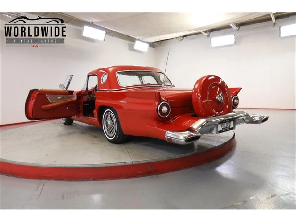 1957 Ford Thunderbird 1st Gen - Image 15 of 31