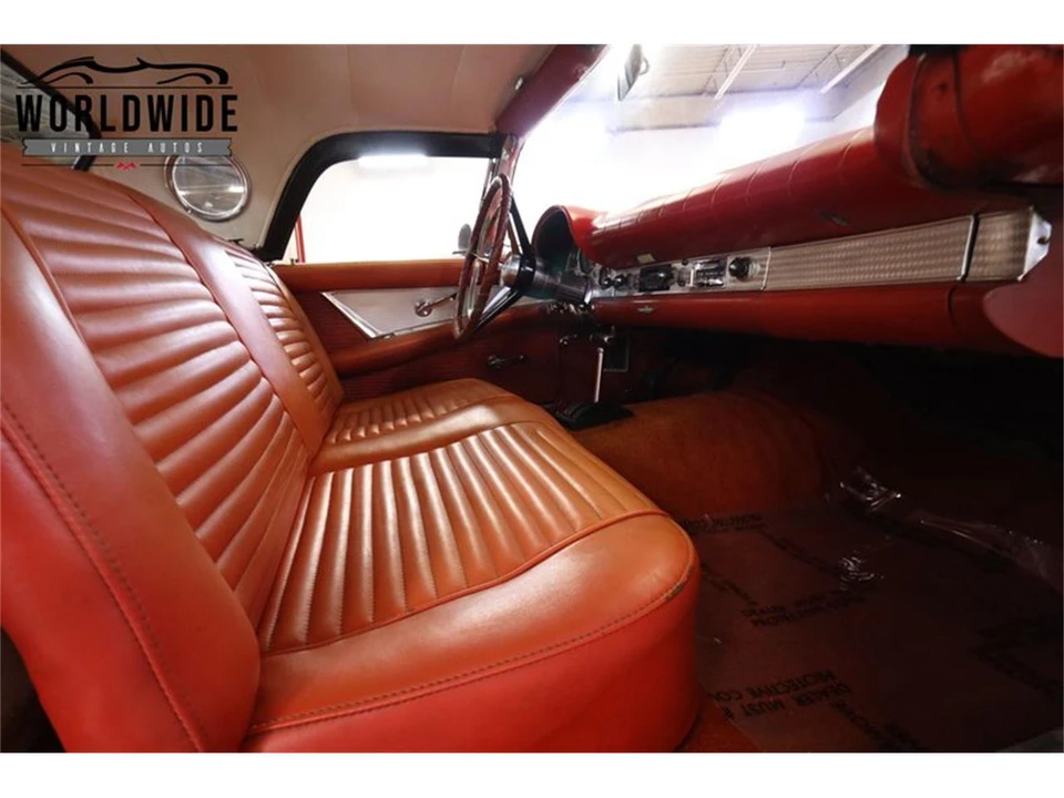 1957 Ford Thunderbird 1st Gen - Image 27 of 31