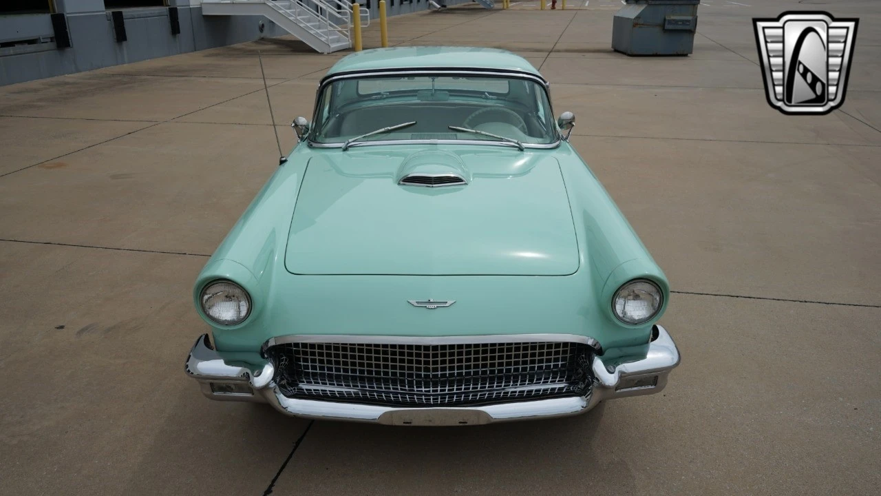 1957 Ford Thunderbird 1st Gen - Image 8 of 12