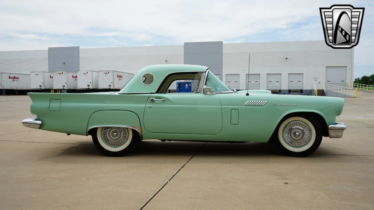 1957 Ford Thunderbird 1st Gen - Image 7 of 12