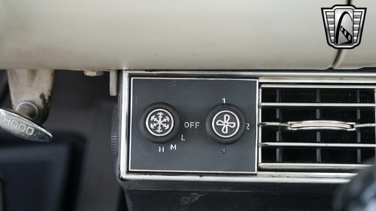 1957 Ford Thunderbird 1st Gen - Image 21 of 21