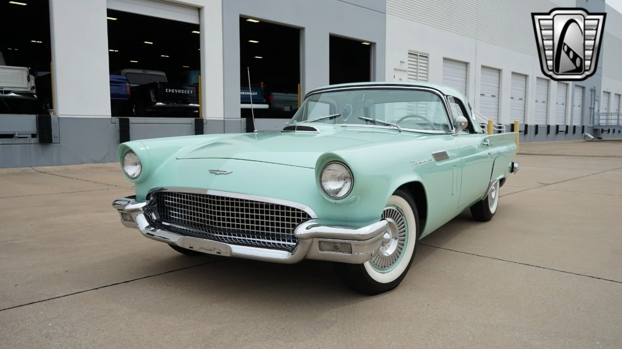 1957 Ford Thunderbird 1st Gen - Image 3 of 12
