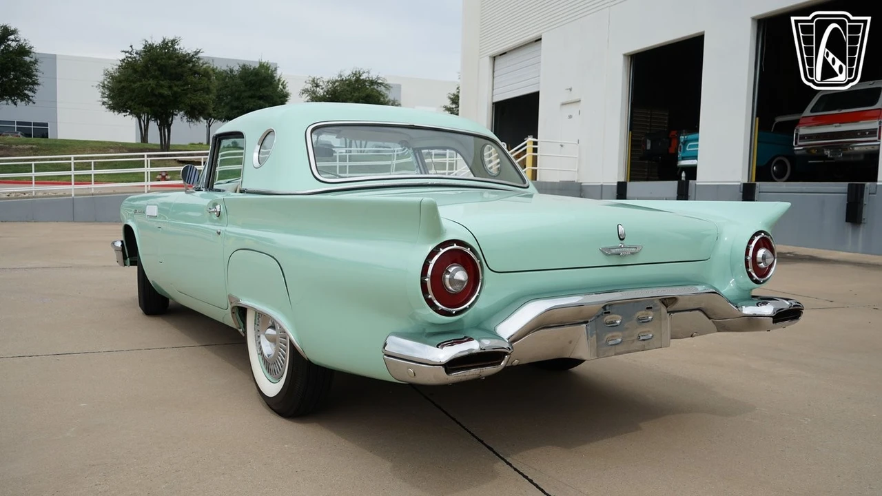 1957 Ford Thunderbird 1st Gen - Image 11 of 12