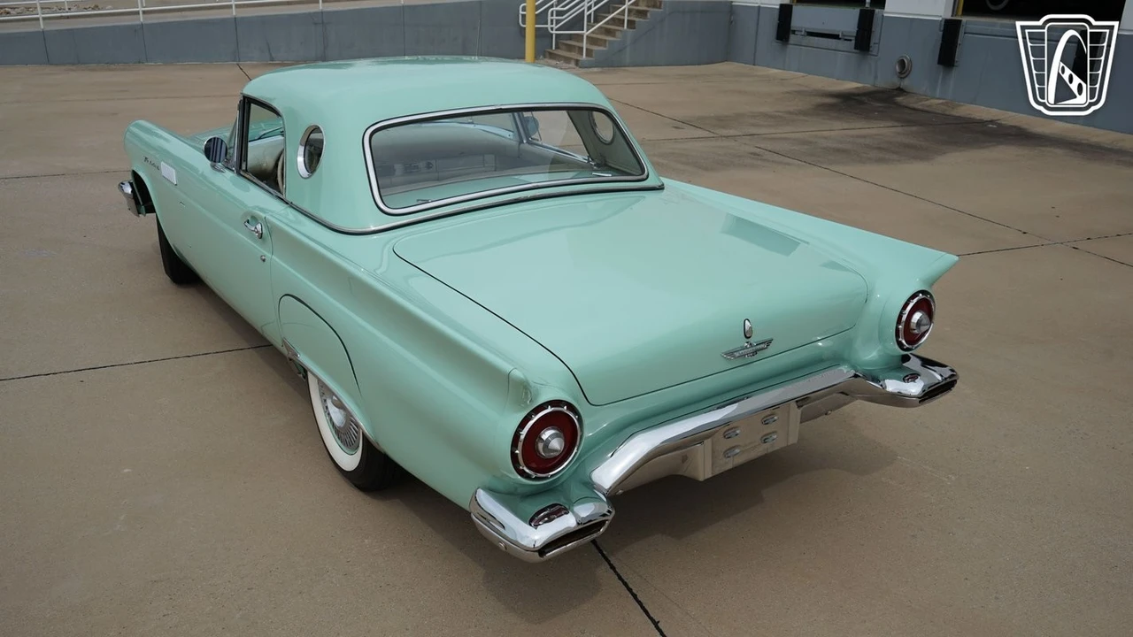 1957 Ford Thunderbird 1st Gen - Image 10 of 12