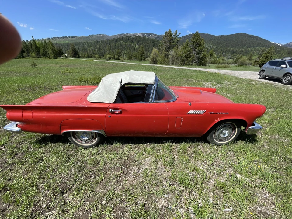 1957 Ford Thunderbird 1st Gen - Image 15 of 31
