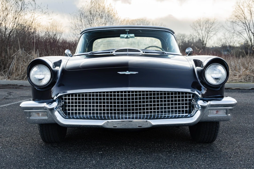 1957 Ford Thunderbird 1st Gen - Image 24 of 31