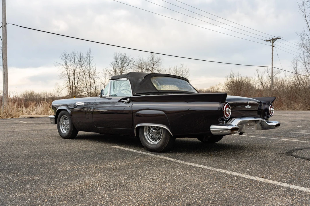 1957 Ford Thunderbird 1st Gen - Image 30 of 31