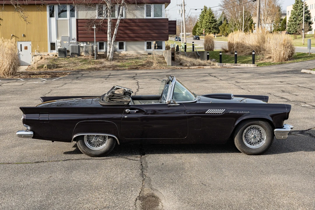 1957 Ford Thunderbird 1st Gen - Image 18 of 31