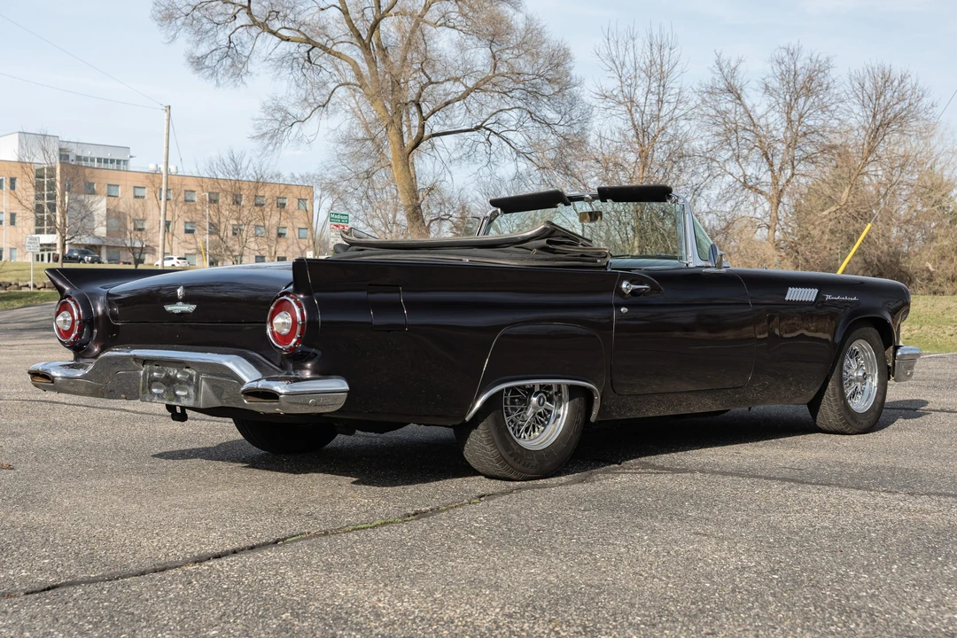 1957 Ford Thunderbird 1st Gen - Image 16 of 31