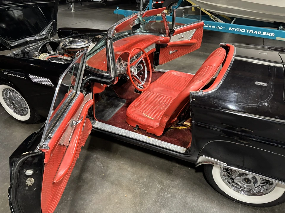 1957 Ford Thunderbird 1st Gen - Image 22 of 31