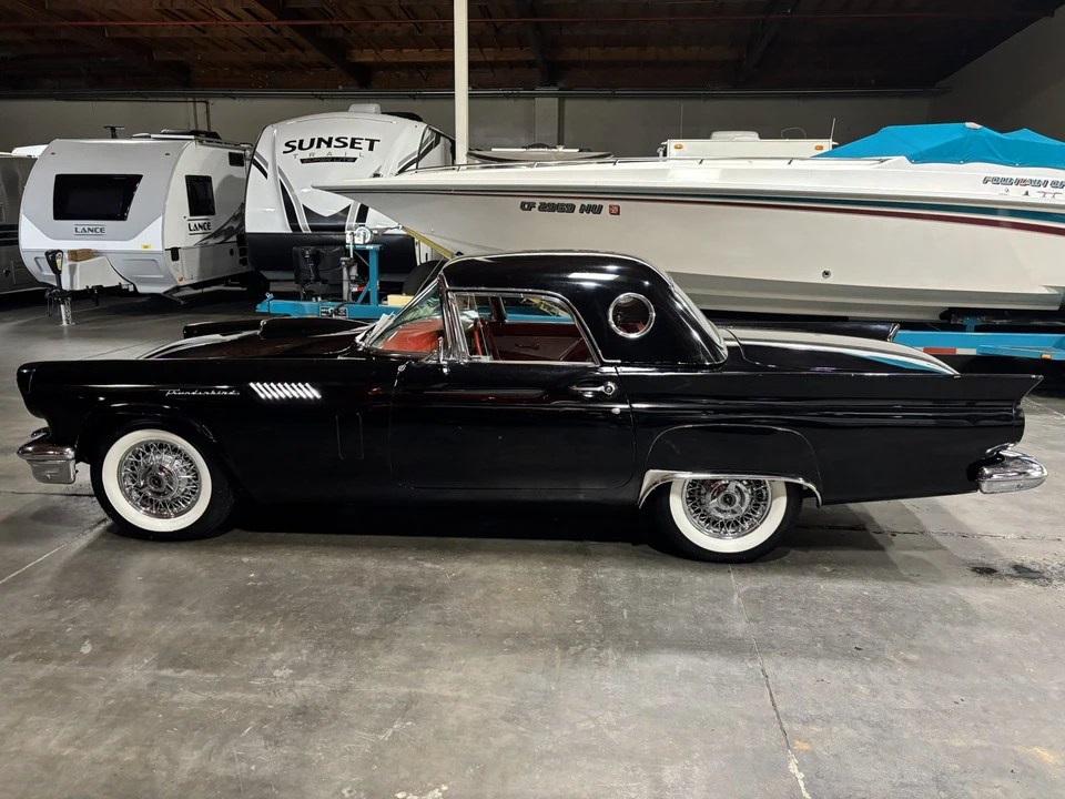 1957 Ford Thunderbird 1st Gen - Image 11 of 31