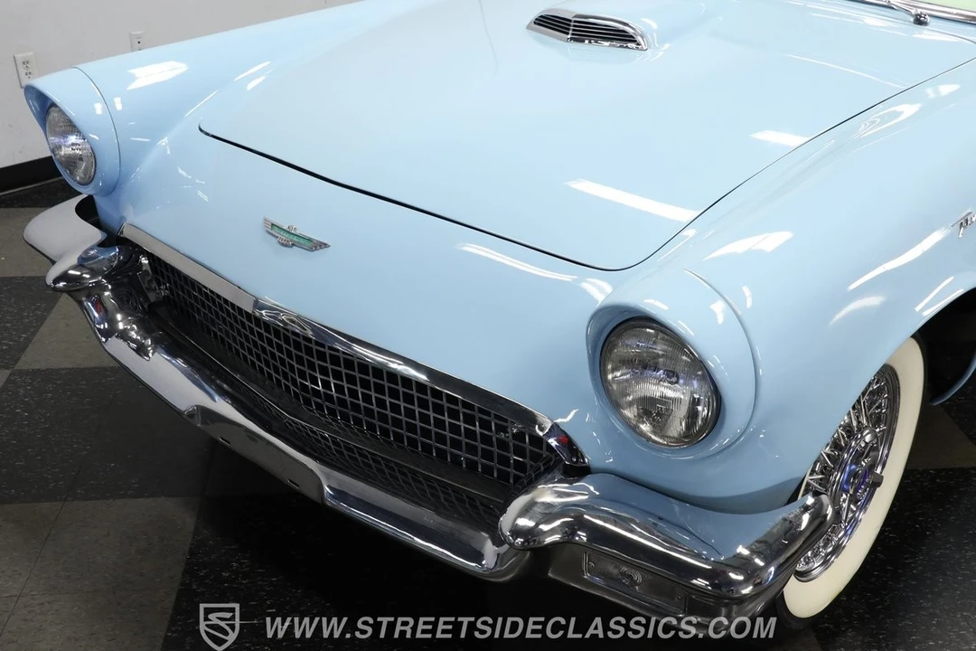 1957 Ford Thunderbird 1st Gen - Image 20 of 31