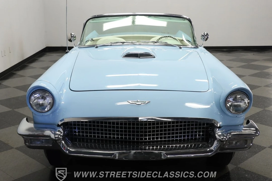 1957 Ford Thunderbird 1st Gen - Image 17 of 31