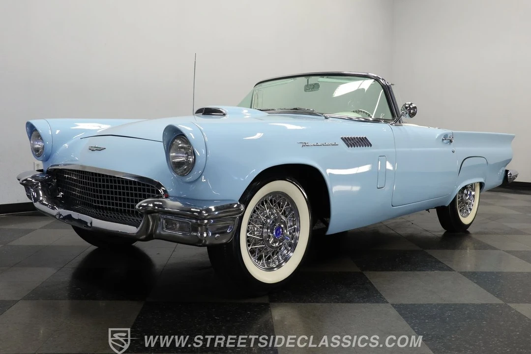 1957 Ford Thunderbird 1st Gen - Image 22 of 31