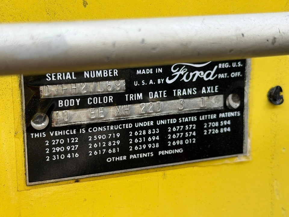 1957 Ford Thunderbird 1st Gen - Image 19 of 31