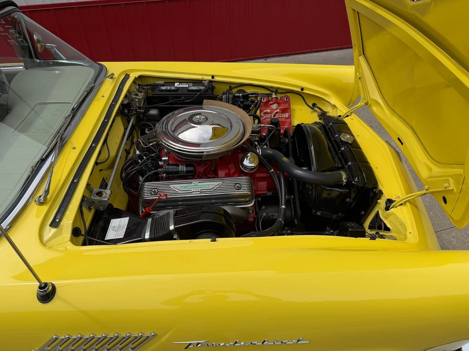 1957 Ford Thunderbird 1st Gen - Image 21 of 31