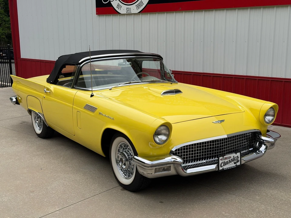 1957 Ford Thunderbird 1st Gen - Image 2 of 31