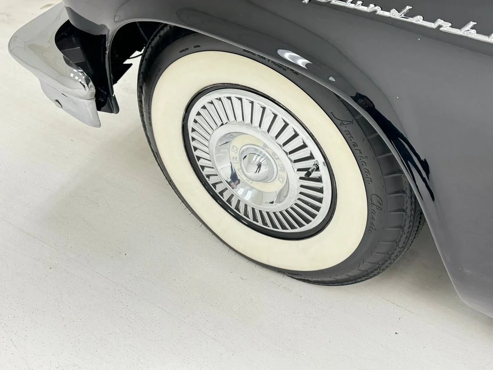 1957 Ford Thunderbird 1st Gen - Image 15 of 31