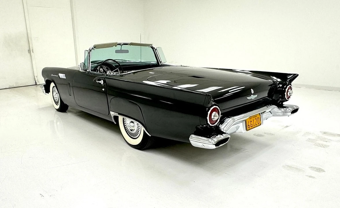 1957 Ford Thunderbird 1st Gen - Image 5 of 31