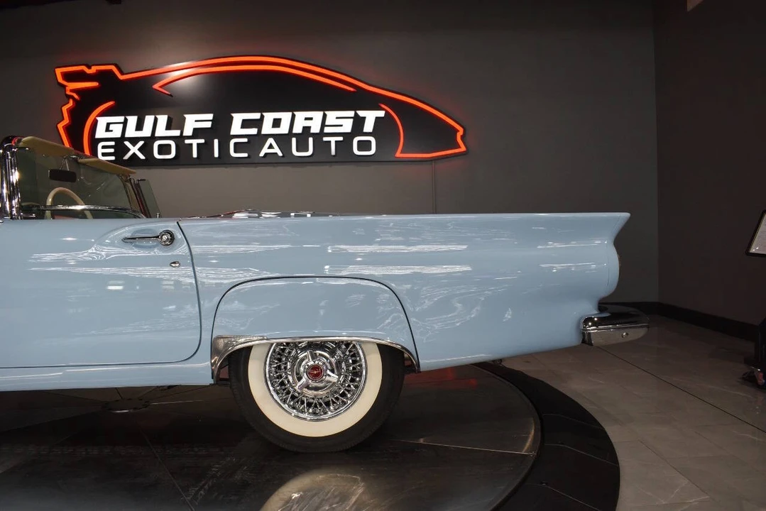 1957 Ford Thunderbird 1st Gen - Image 29 of 31