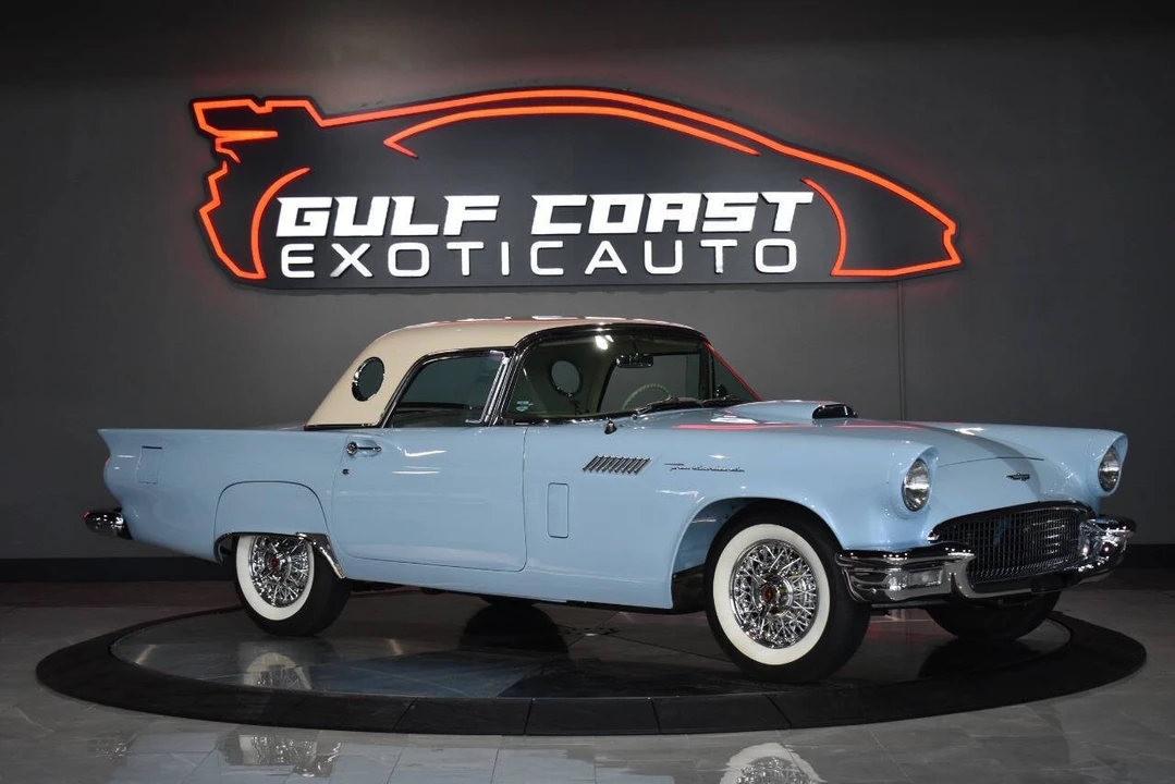 1957 Ford Thunderbird 1st Gen - Image 11 of 31