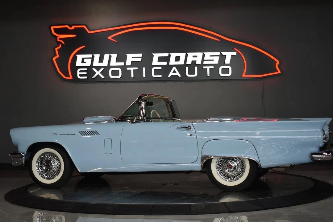 1957 Ford Thunderbird 1st Gen - Image 19 of 31