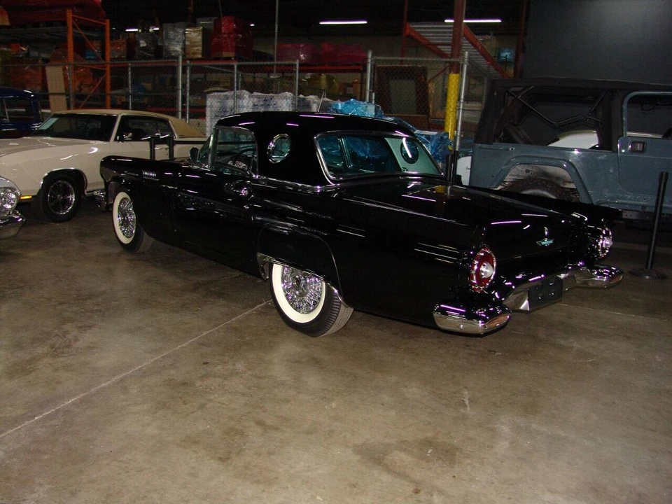 1957 Ford Thunderbird 1st Gen - Image 17 of 31
