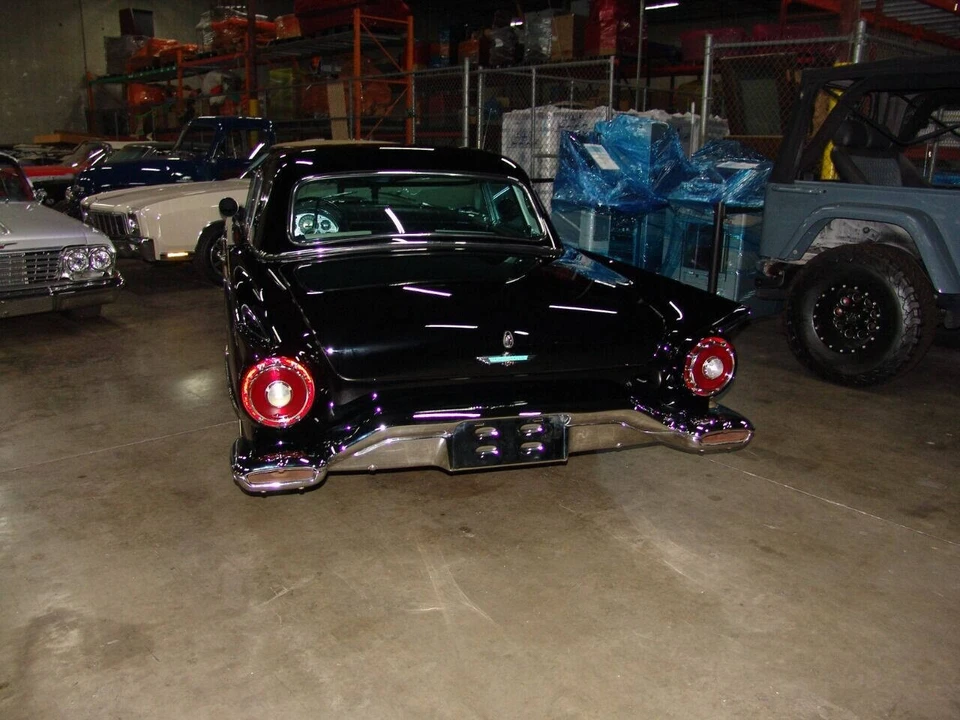 1957 Ford Thunderbird 1st Gen - Image 22 of 31