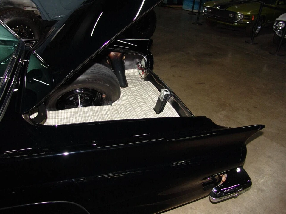 1957 Ford Thunderbird 1st Gen - Image 30 of 31