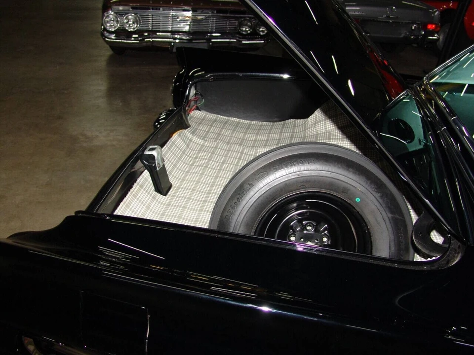1957 Ford Thunderbird 1st Gen - Image 31 of 31