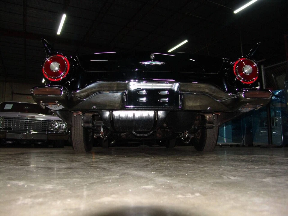 1957 Ford Thunderbird 1st Gen - Image 15 of 31