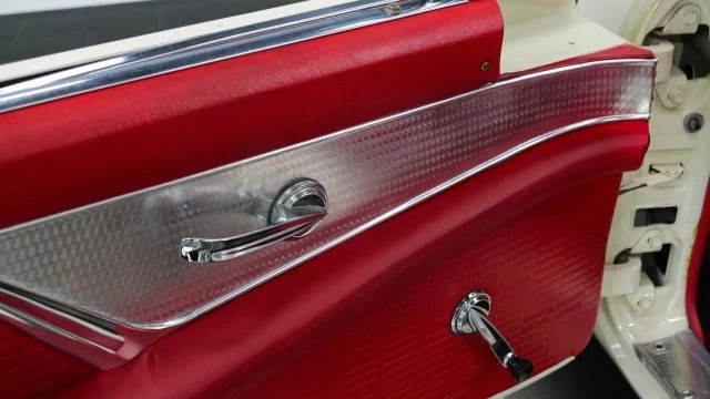 1957 Ford Thunderbird 1st Gen - Image 20 of 21
