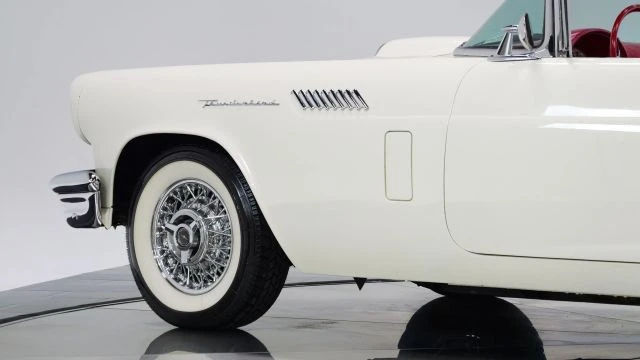 1957 Ford Thunderbird 1st Gen - Image 16 of 21