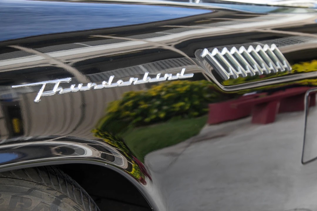 1957 Ford Thunderbird 1st Gen - Image 25 of 31