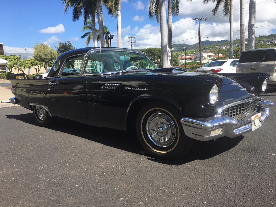 1957 Ford Thunderbird 1st Gen - Image 16 of 31