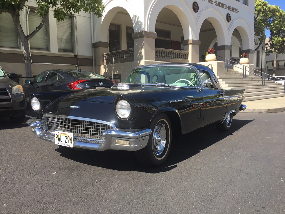 1957 Ford Thunderbird 1st Gen - Image 17 of 31