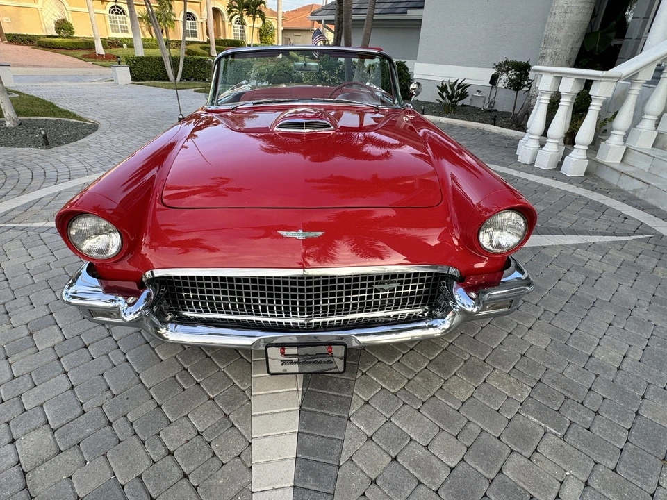 1957 Ford Thunderbird 1st Gen - Image 15 of 21
