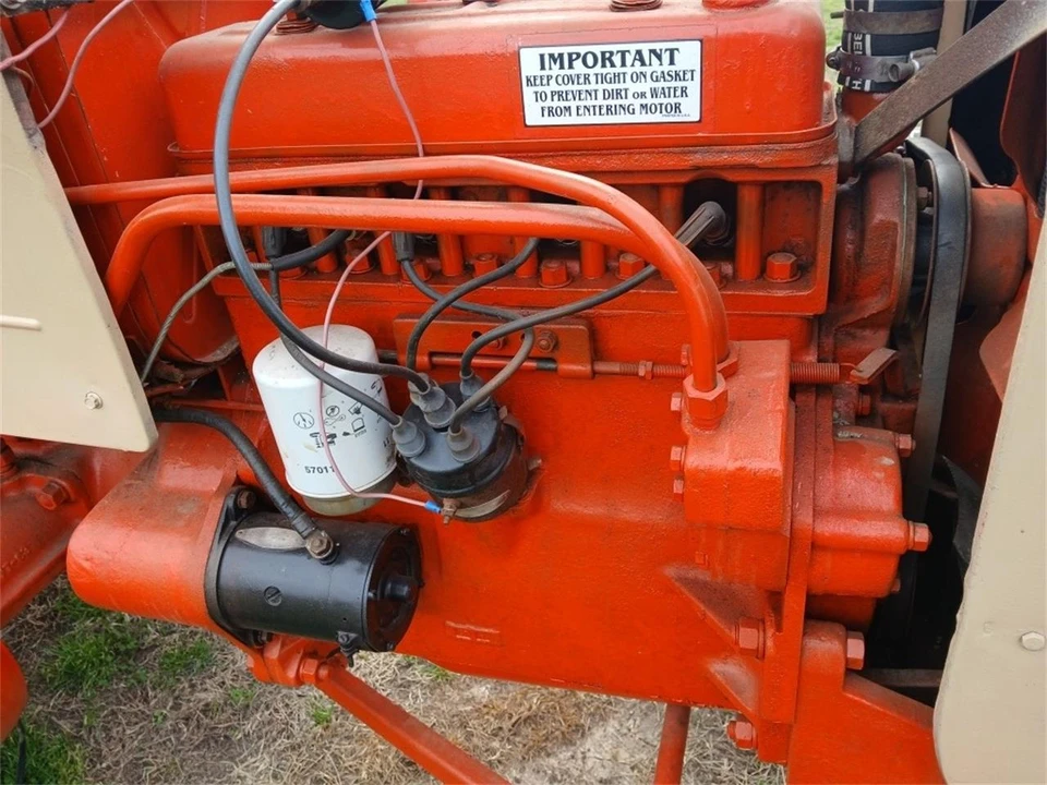 1957 Ford Tractor - Image 6 of 14